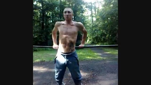 Захар жжёт на турнике. смотреть онлайн