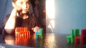 Настольная игра башня из стульев