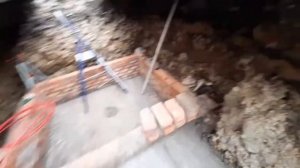 Погреб своими руками.Смотровая яма своими руками.Результат по полу ямы.