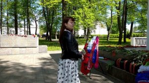 Знает только Небо.