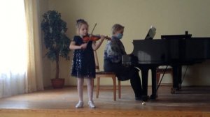 Белоус Яна, 7 лет, Э.Дженкинсон "Танец" Дятловская детская школа искусств