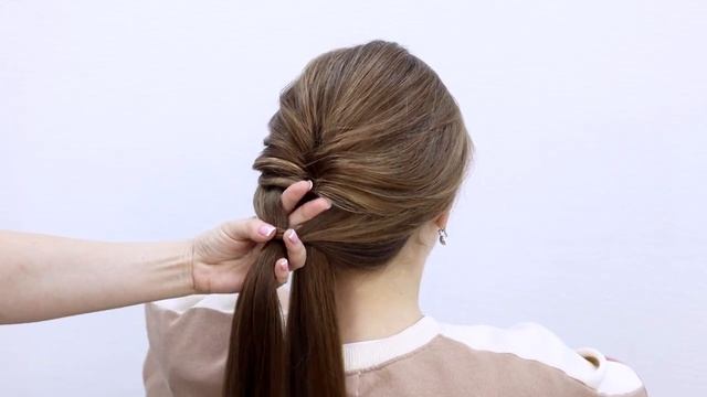 Прическа на длинные волосы. Хвост смотреть онлайн