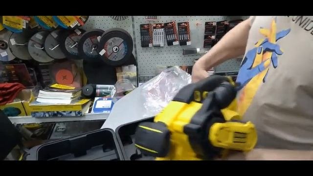 Шліфмашина стрічкова мережева STANLEY FATMAX FMEW204K