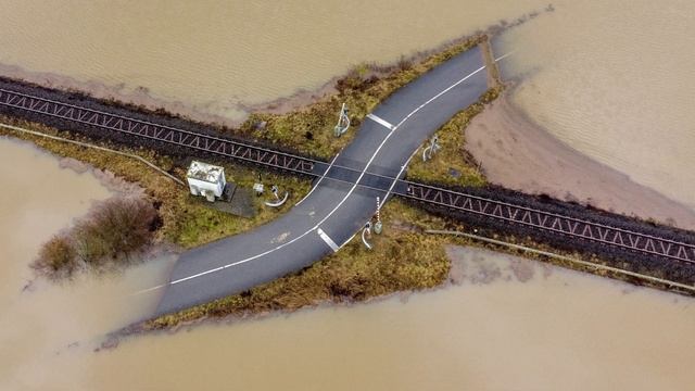Фактория: Инженеры прекрасно реализовавшие свои идеи.

#Фактория