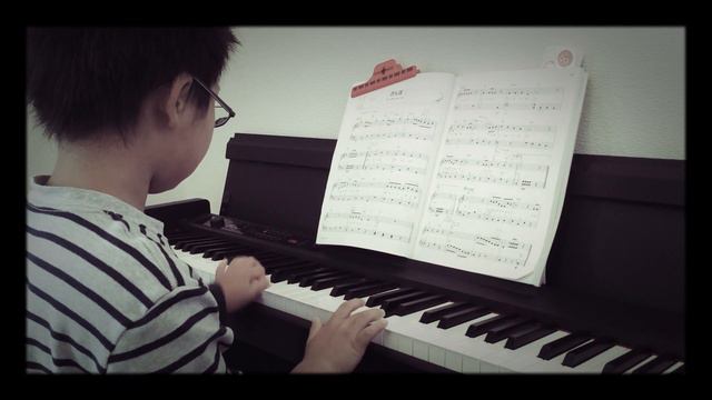 さんぽ(となりのトトロ) ピアノソロ / KORG LP-380 смотреть онлайн