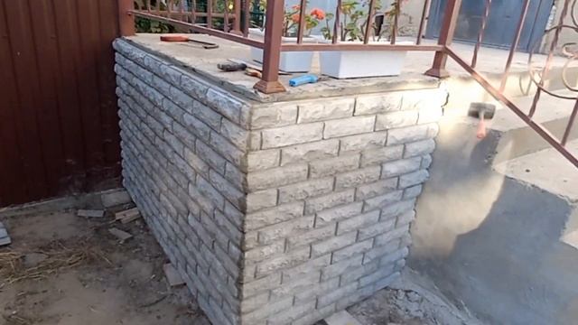 Продготовка к тротуарной плитки переросла в демотаж и отделку цоколя