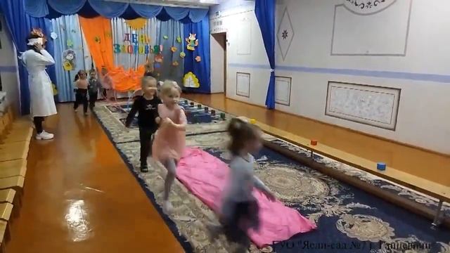 Утренняя зарядка в День ЗДОРОВЬЯ смотреть онлайн