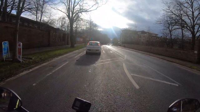 На мотоцикле по городу. Безопасность на дороге. смотреть онлайн