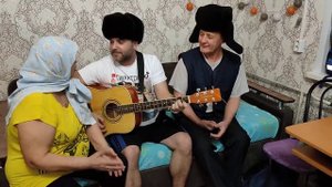 Прикол. - ЧАСТУШКИ с веселой деревушки ! - поем старые частушечки ! ))
