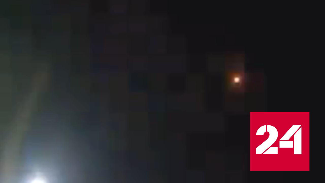 Сирийцы сняли звуки взрывов во время израильского налета - Россия 24