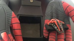 Spiderman Bros Unboxing Web Shooter SPIDERMAN MILES MORALES PS5!! Replica version