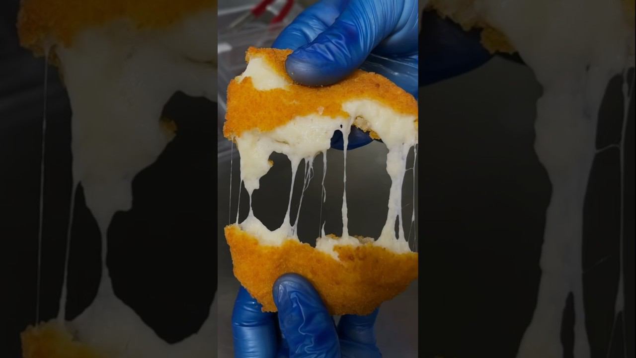 Показываем, как готовится наш новый французский Воппер #бургеркинг смотреть онлайн