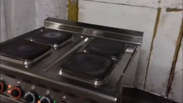 Плита электрическая Lotus CFQ4-78ET смотреть онлайн