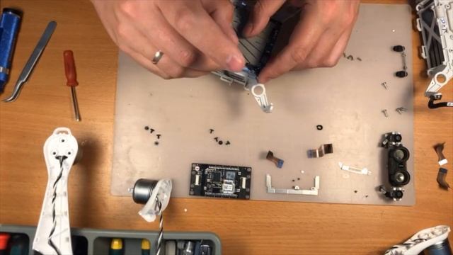 Ремонт DJI Phantom 4 Pro за 1,5 минуты смотреть онлайн