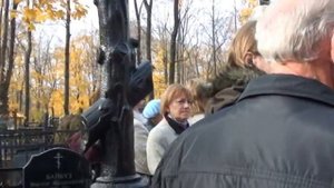 Могила Есенина на Ваганьковском кладбище