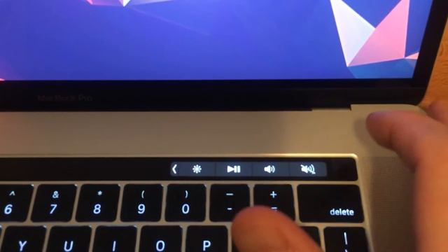 MacBook Pro 2016 TouchBar