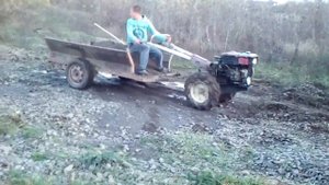 На груженом мотоблоке в горку часть 2