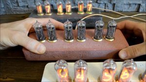 Часы ламповые на газоразрядных индикаторных лампах ИН-14