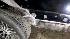 Ремонт задних крыльев автомобиля TOYOTA LAND CRUISER -100.
