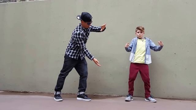 Merrick and Poppin John -- Freestyle Popping -- Dancing