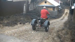 Трёхколёсный на даче