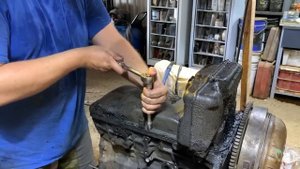 NISSAN DATSUN Часть 4 Капремонт двигателя TD27T (Разборка)