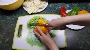 Куриные крылышки с картошкой  запечённые в духовке (в рукаве). Нереально вкусные!