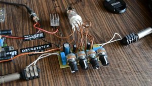 Макет лампового преампа для бас-гитары