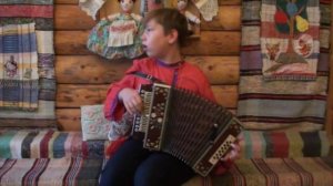 472 Наигрыши на кирилловской гармони. Исполняет Мих.mpg