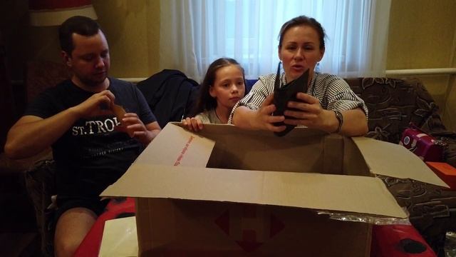 ТАНЯ МЕРЯЕТ КУПАЛЬНИК. Посылка на 1 000 000. Часть 2.
