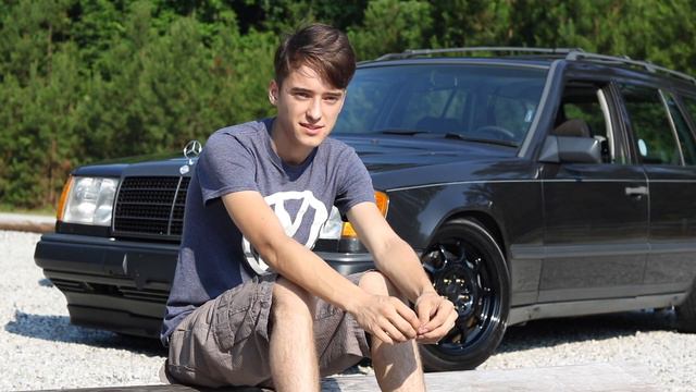 Manual Swapped 1987 Mercedes 300TE! смотреть онлайн