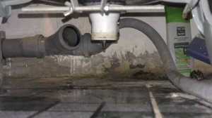 Забилась ванна. Как прочистить засор в ванне