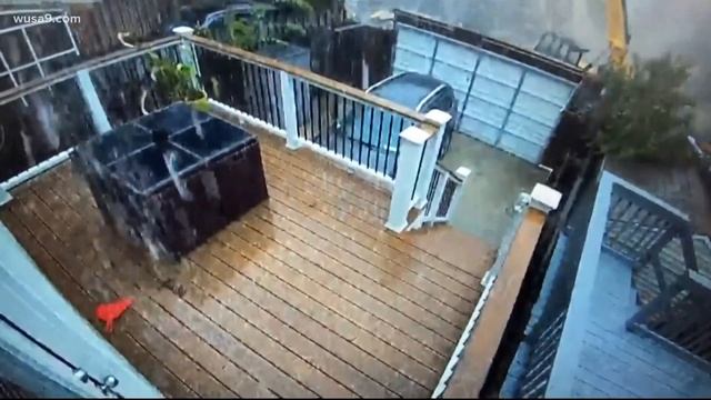 Worker rescued, new video & neighbors react | What you need to know about the building collapse смотреть онлайн