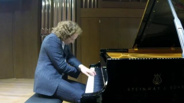 Nikolai Tokarev (piano) 6/8 смотреть онлайн