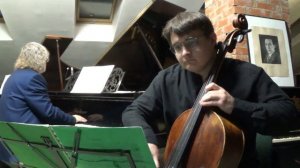 И.С. БАХ "Соната Соль Мажор" (в 3-х частях). Исполняют Александр Князев и Данила Владыко