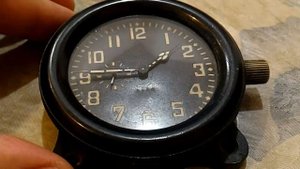 Танковые часы 1956 года черный циферблат