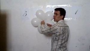 Аэродизайн своими руками. Цветок из шаров, с креплением к стене. Легков.
