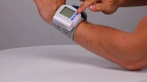 Обзор цифрового тонометра на запястье Blood Pressure Monitor CK-102S