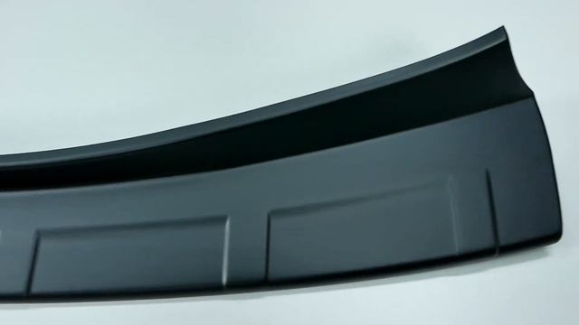 REAR BUMPER PROTECTOR TOYOTA RAV4 2016+ / OCHRONNA LISTWA ZDERZAKA TYŁ RAV4 2016+ смотреть онлайн