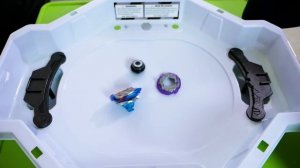 БейБлэйд WINNING VALKYRIE ★ 3 СЕЗОН★ Обзор Распаковка Бой НОВЫЙ ВОЛТРАЕК Beyblade Burst Super Zets