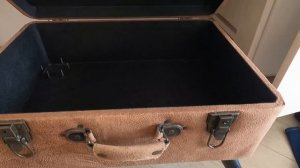 The Golden Tulip Hotel Pattaya (AMAZING) Corner King Suite with seaside view of the Temple of Truth