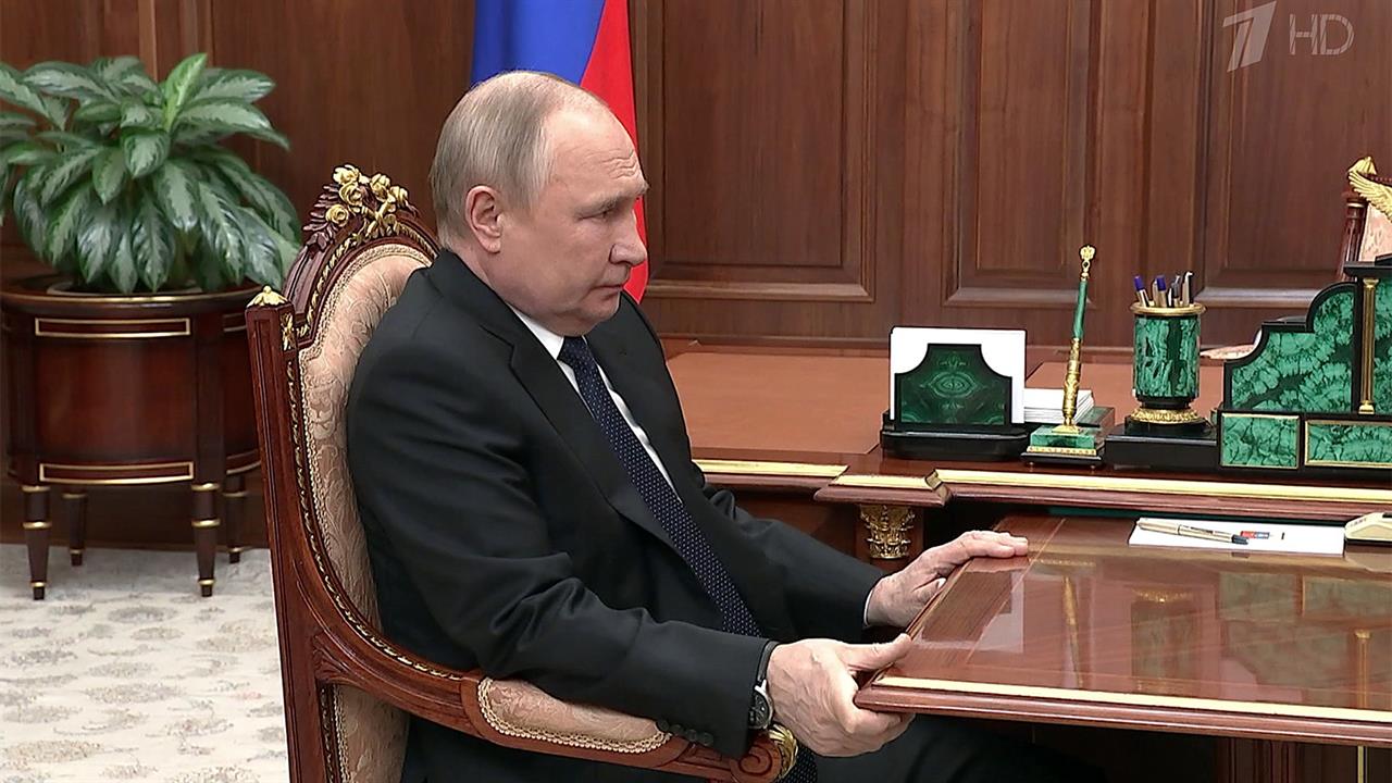 Владимир Путин приказал отменить штурм "Азовстали"
