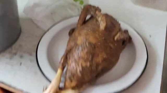 Воскование утки или как ощипать утку, чтоб была красивая тушка. смотреть онлайн