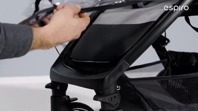 Jak założyć folię przeciwdeszczową w wózku Sonic? смотреть онлайн