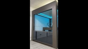 Гильотинное остекление от компании SunArts, проверка после установки