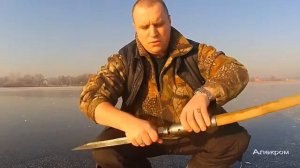 Чудо пешня, такой я еще не видел.