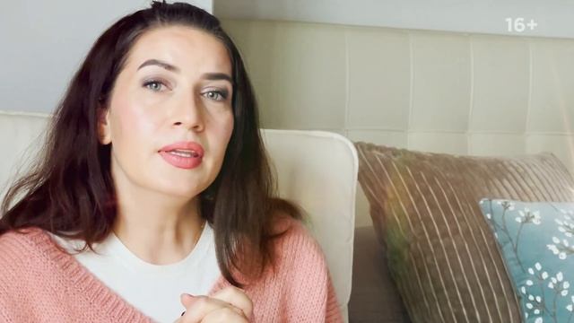 Как выбрать компьютерный стол для домашнего офиса. Дизайн интерьера. смотреть онлайн