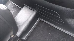 Лада Веста,,,часть 2я,,, пластиковые накладки,тюнинг салона.