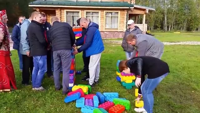 Аренда детского конструктора Лего - Мега Гигант на праздник смотреть онлайн