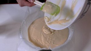 Сливовый пирог с посыпкой.